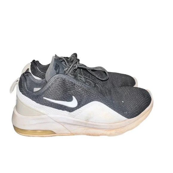 Nike Air Max Motion 2‎ Women's Size 8 - Picture 1 of 11